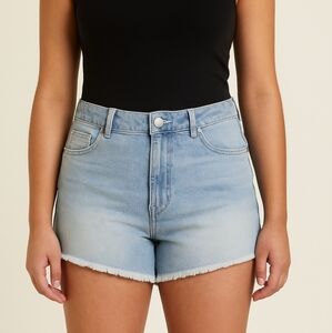Gemma Rae Size 11 Light Wash Denim Shorts – Juniors